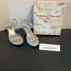 Varsavia Viamara Silver Heeled Sandals Sz 5.5 used